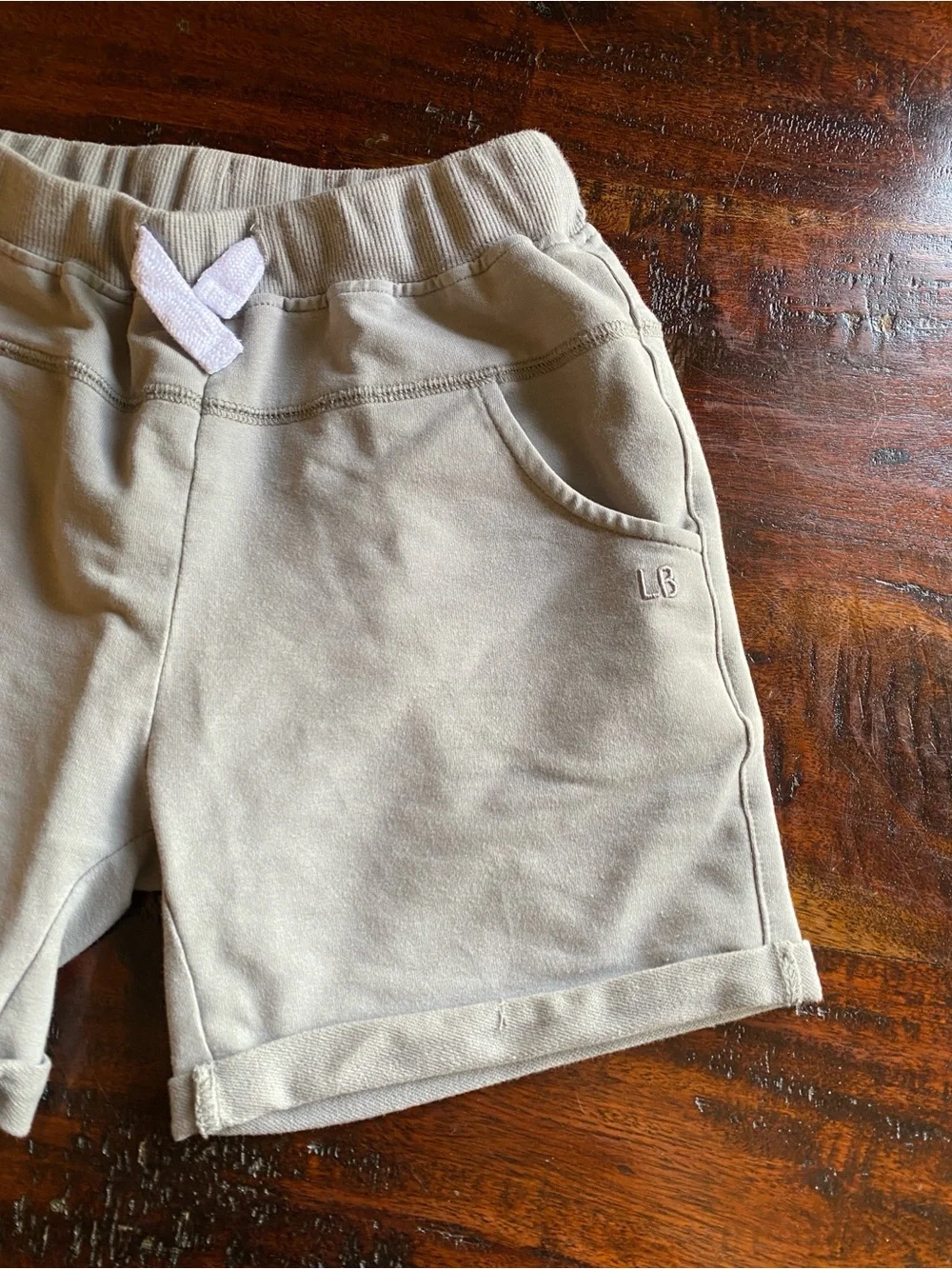 Little bipsy harem shorts boys size 8 beige cream